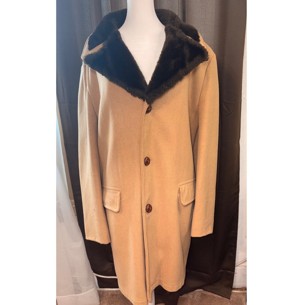 Woolrich Wool Men's 1980's Blend Long Coat Size 44 Camel Brown Faux Fur Overcoat